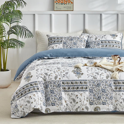 Conworld Christmas Duvet Cover Queen Size Set, Soft Reversible Red Plaid Reindeer Snowflake Printed Holiday Bedding Set with Zipper Closure, Corner Ties, 2 Pillowcases, 1 Duvet Cover 90x90 inches