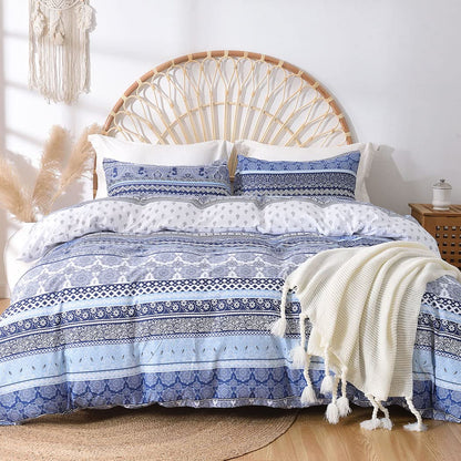 Conworld Christmas Duvet Cover Queen Size Set, Soft Reversible Red Plaid Reindeer Snowflake Printed Holiday Bedding Set with Zipper Closure, Corner Ties, 2 Pillowcases, 1 Duvet Cover 90x90 inches
